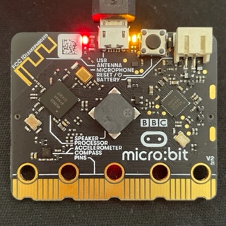 micro:bit 후면 사진